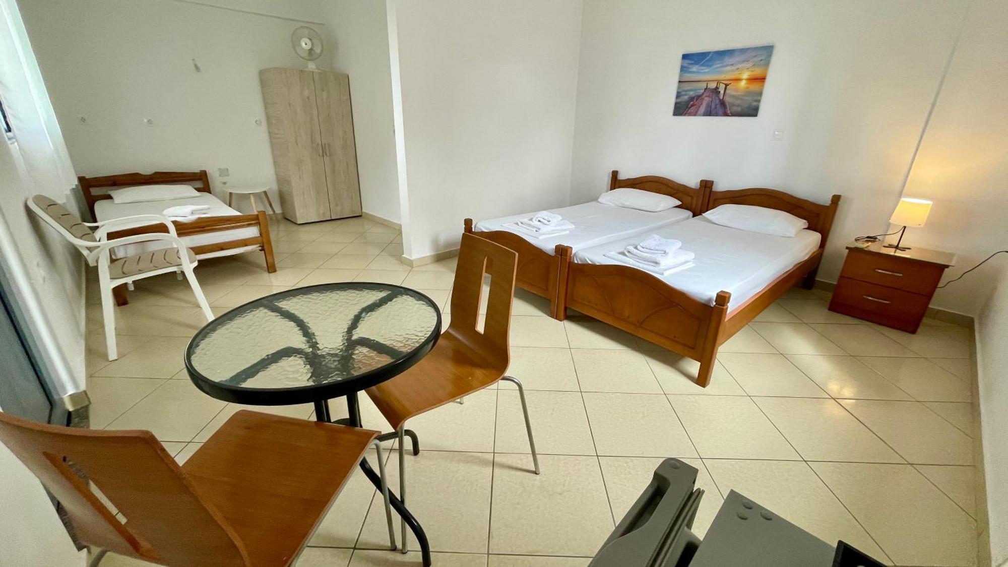 Tasos Rooms Himarë Exteriér fotografie